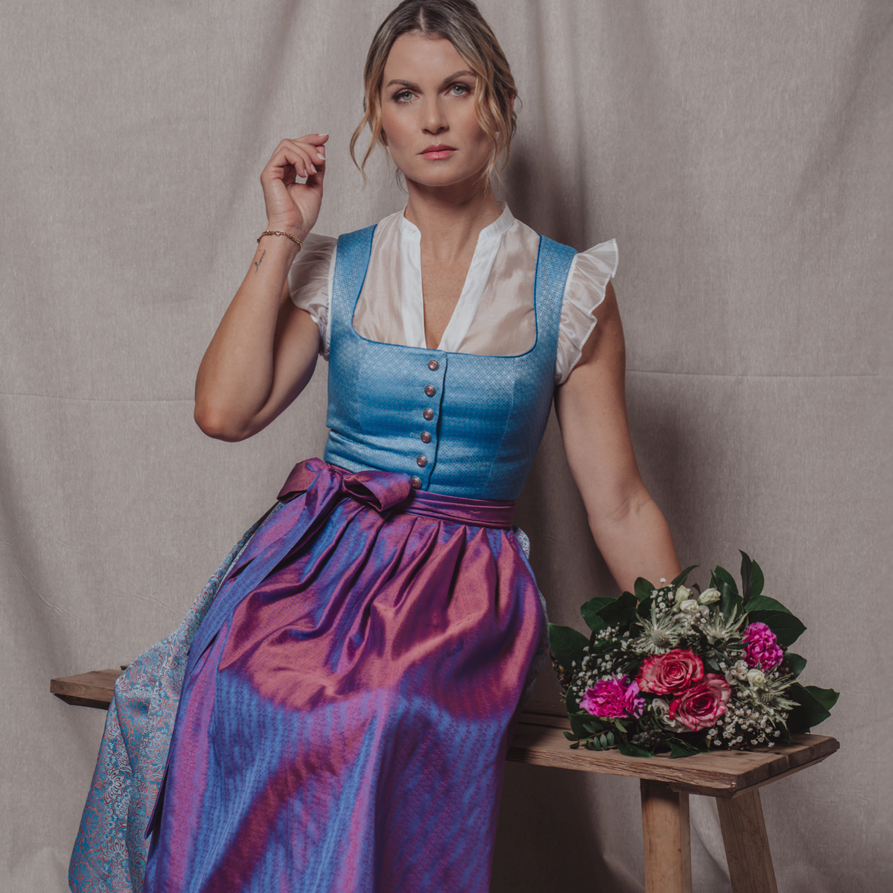 Dirndl Kategoriebild quadratisch 1300px10